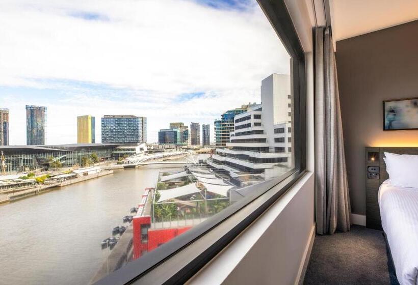 스탠다드 룸 더블 침대 2개, Crowne Plaza Melbourne, An Ihg