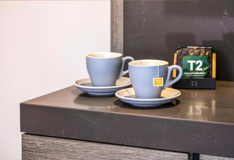 Номер Стандарт, Crowne Plaza Melbourne, An Ihg