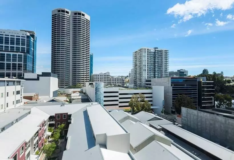 Deluxe Suite, Four Points By Sheraton Perth