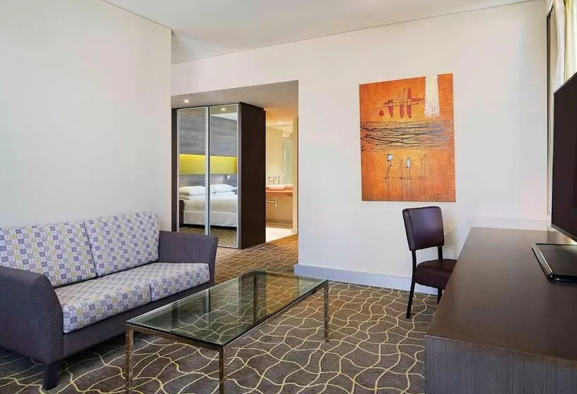 Deluxe Suite, Four Points By Sheraton Perth