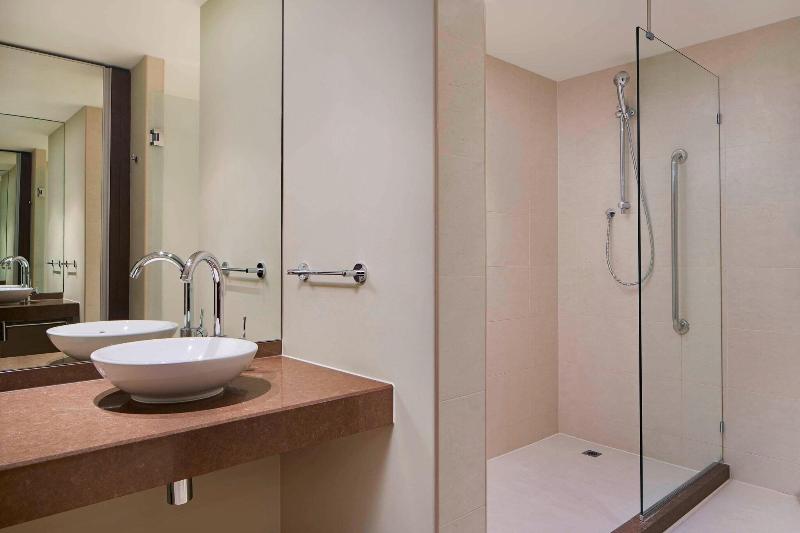 带大床的标准工作室, Four Points By Sheraton Perth