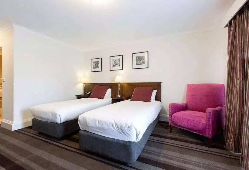 Superior-huone, Mercure Canberra
