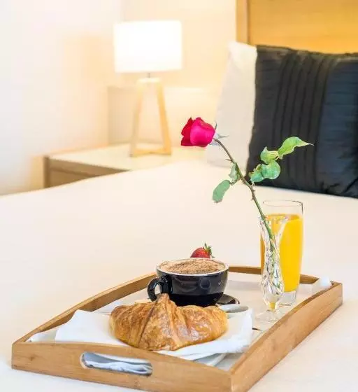 Prestige-huone, Mercure Charlestown
