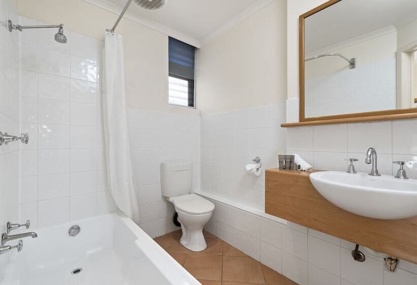 스위트, North Pier