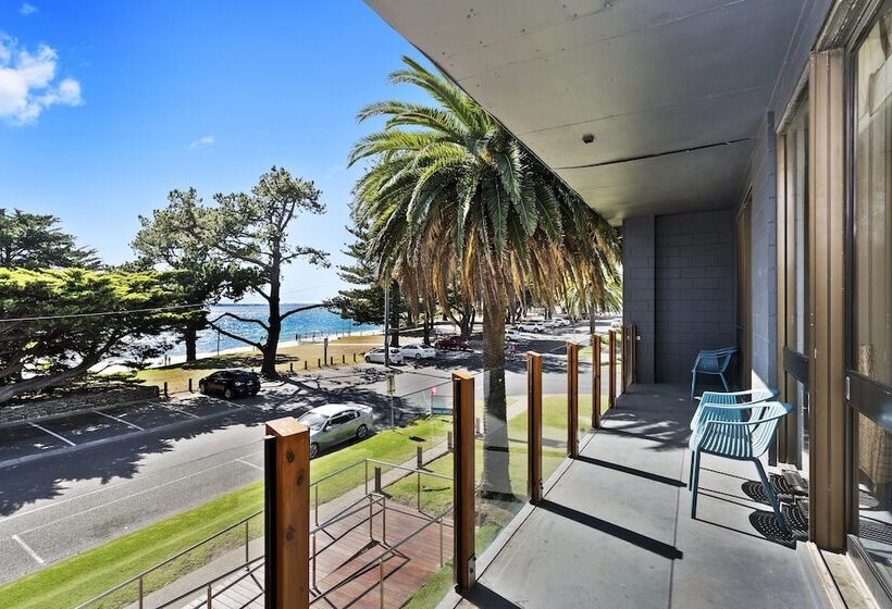 2 Bedroom Apartment with Views, North Pier