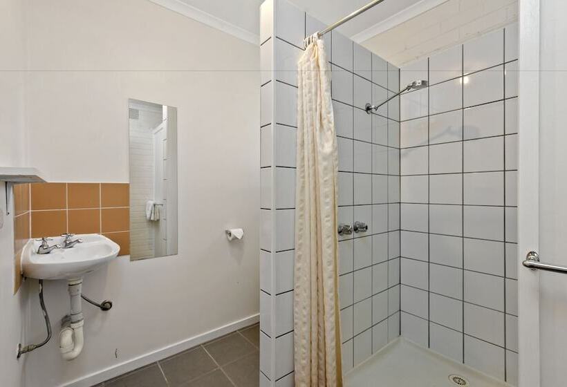 공동 객실, North Pier