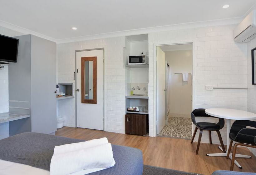 غرفة تنفيذية, Pleasant Way River Lodge