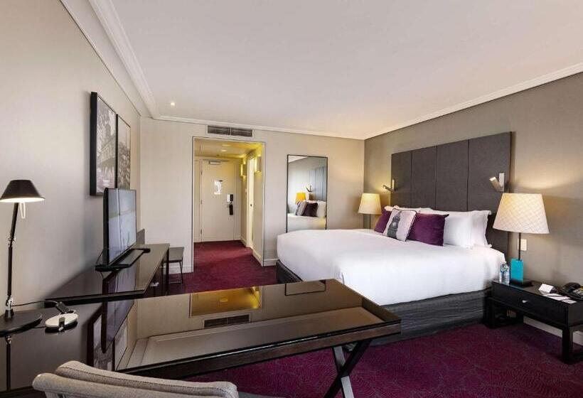 디럭스 룸 킹사이즈 침대, Sofitel Brisbane Central