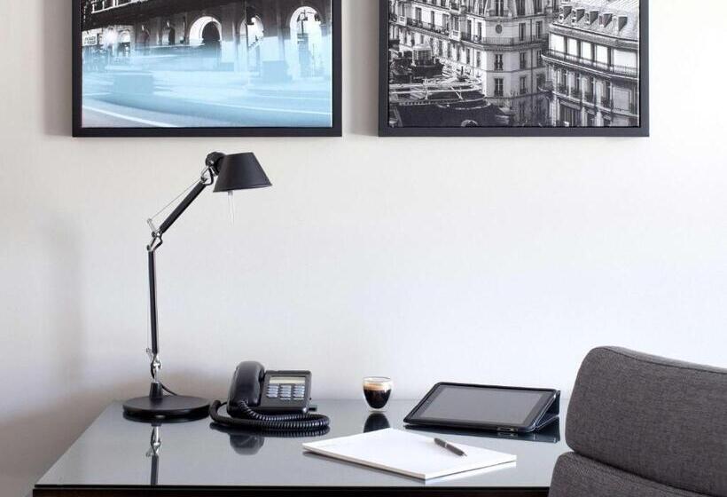 キングサイズベッド、シティビューデラックスルーム, Sofitel Brisbane Central