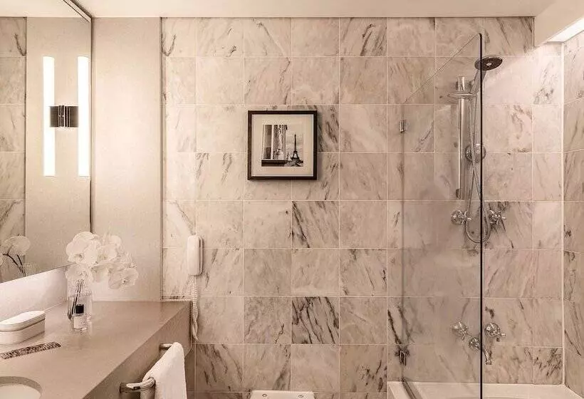 سوئیت کلاب, Sofitel Melbourne On Collins