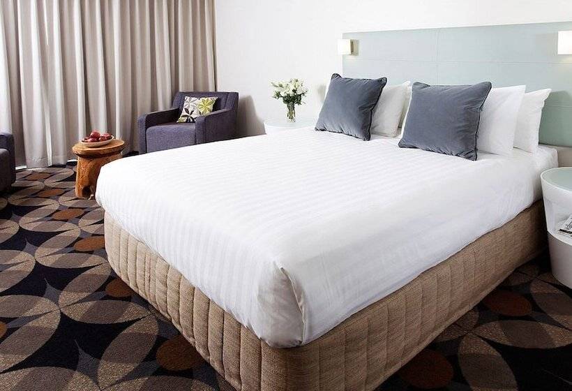 اتاق لوکس, The Gladstone