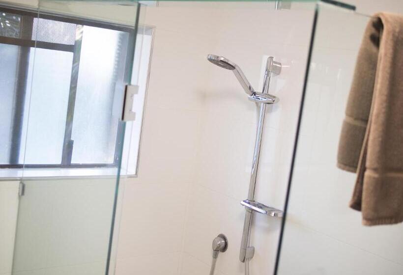 דירת אקזקיוטיב 2 חדרים, Sunnybank Star