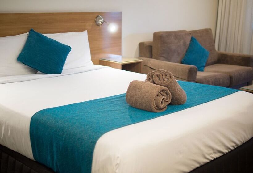 חדר אקזקיוטיב, Sunnybank Star