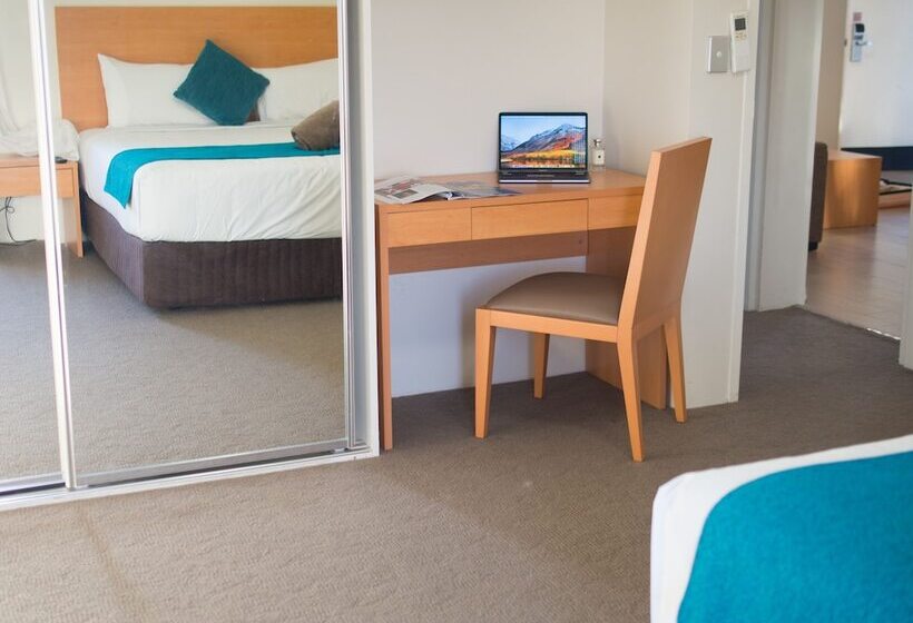 דירת אקזקיוטיב 2 חדרים, Sunnybank Star