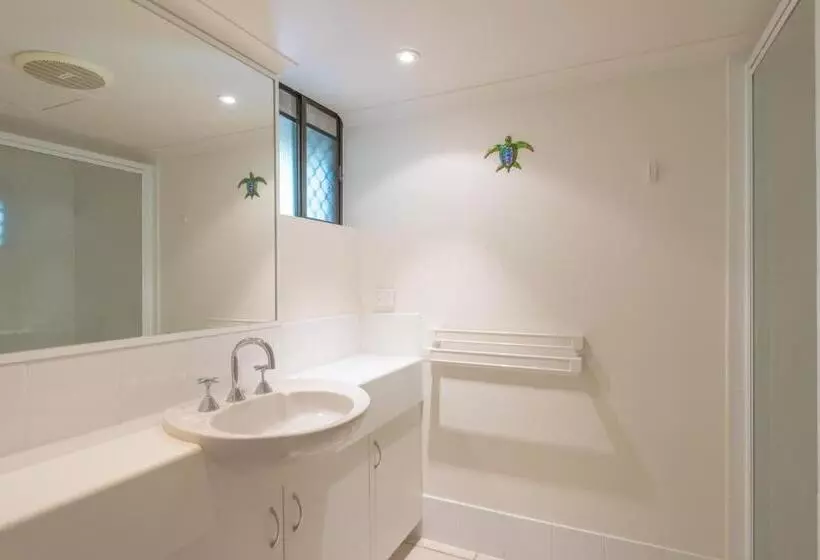 ３ベッドルームのデラックスアパートメント, Munna Beach Apartments