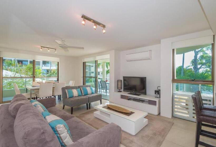 带3个卧室的高级公寓, Munna Beach Apartments