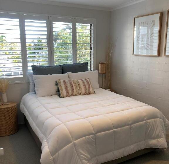 带1个卧室的高级公寓, Munna Beach Apartments