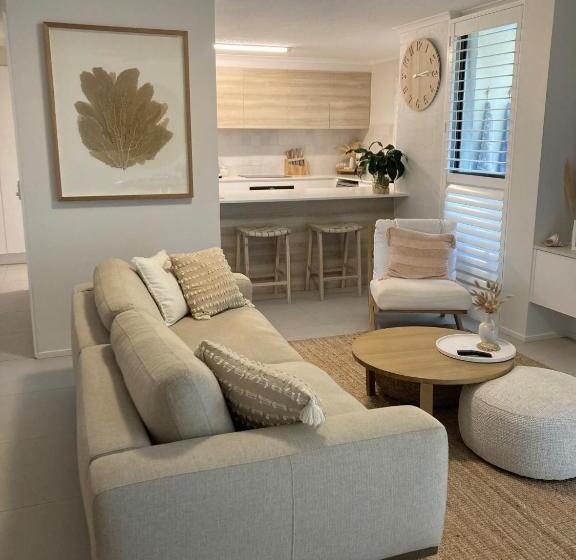 带1个卧室的高级公寓, Munna Beach Apartments