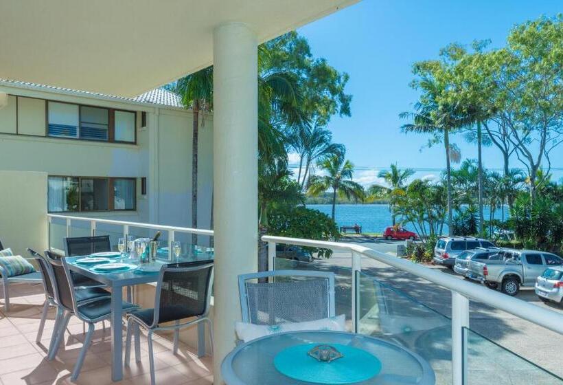 شقة سوبيريور من غرفتي نوم مع إطلالات, Munna Beach Apartments