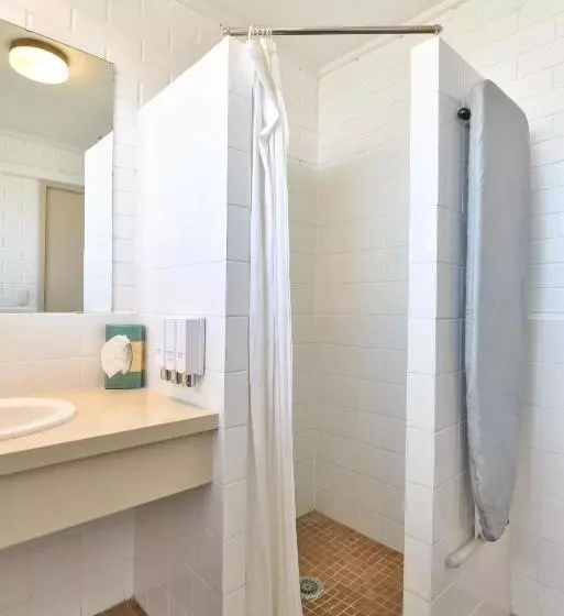 キングサイドベッドのスタンダードワンルーム, Coffs Windmill Motel