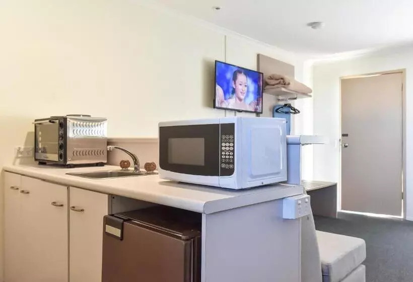 キングサイドベッドのスタンダードワンルーム, Coffs Windmill Motel