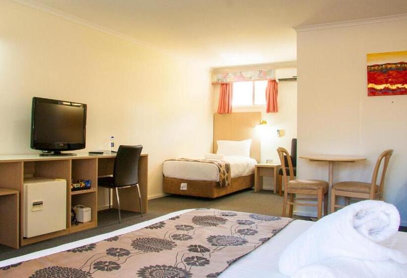 带大床的行政房间, Coffs Windmill Motel