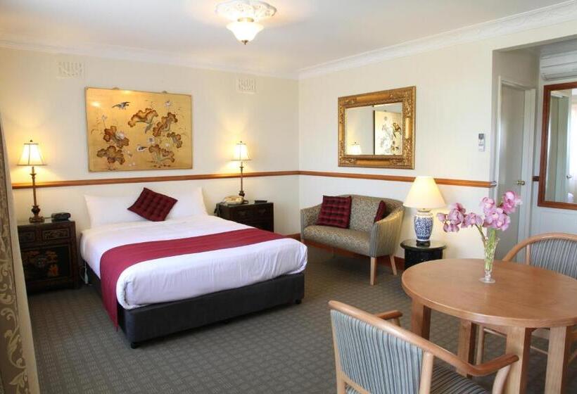 סוויטת 2 חדרי שינה, Three Explorers Motel