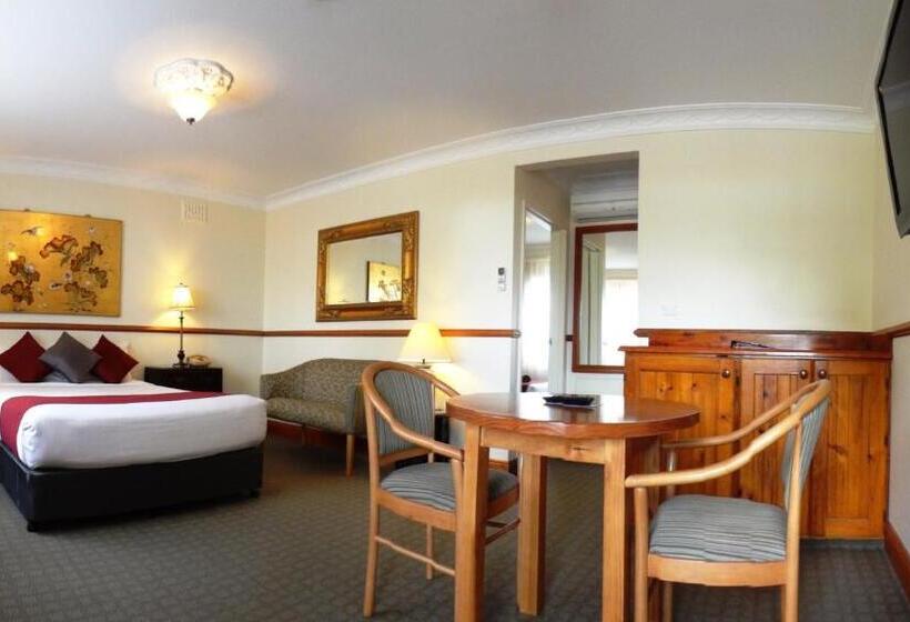 סוויטת 2 חדרי שינה, Three Explorers Motel