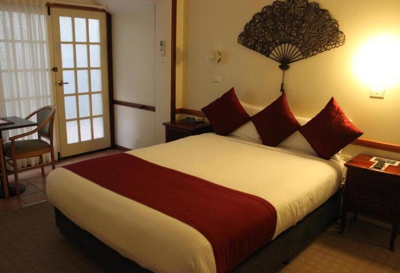 חדר סטנדרט עם ג'קוזי, Three Explorers Motel