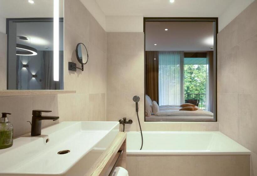 디럭스 룸, Bütgenbacher Hof