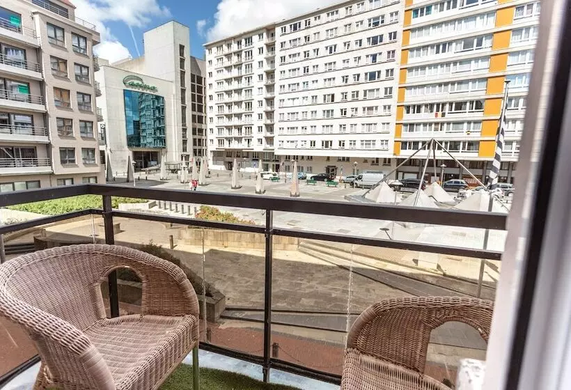 اتاق استاندارد با چشم‌انداز دریا, Malecot Hotel By F Hotels