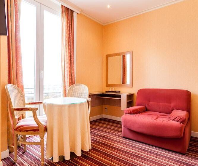 غرفة قياسية مطلّة علي البحر, Malecot Hotel By F Hotels