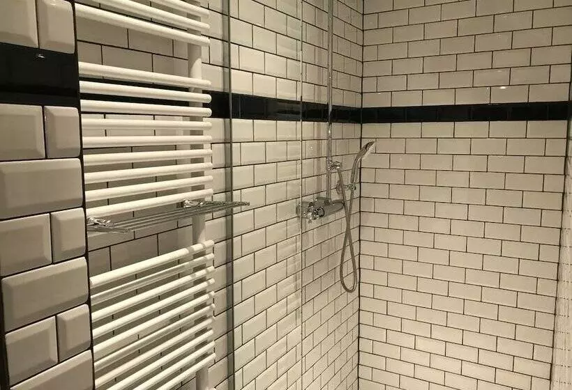 デラックスルーム, Malecot Hotel By F Hotels