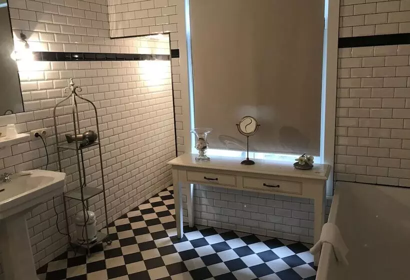 デラックスルーム, Malecot Hotel By F Hotels
