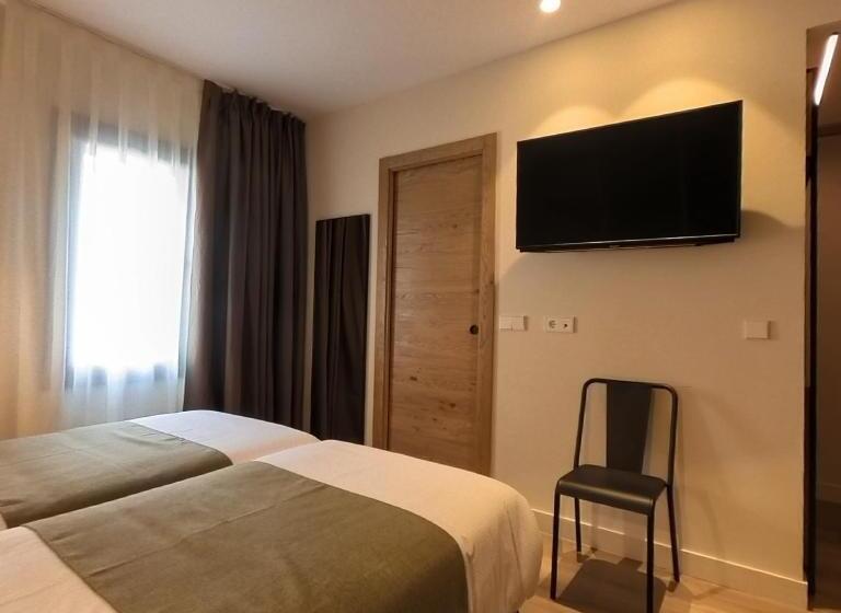 اتاق سوپریور, Marfany