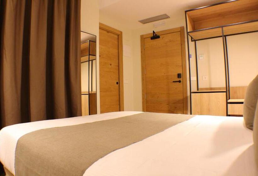 اتاق سوپریور, Marfany