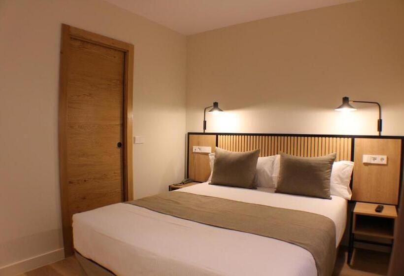 اتاق سوپریور, Marfany