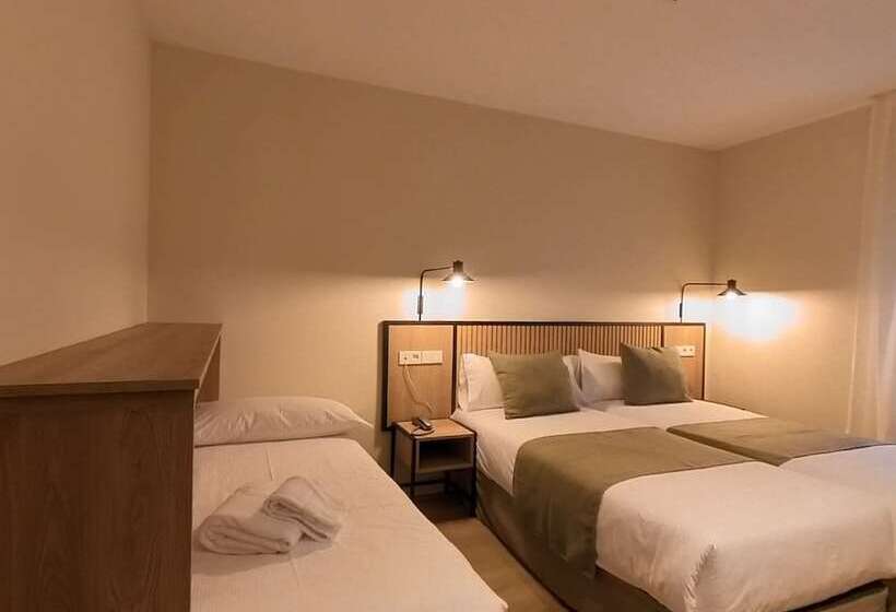 اتاق سوپریور سه تخته, Marfany