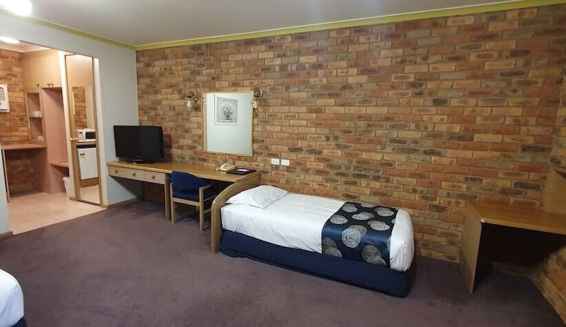 غرفة قياسية, Pines Country Club Motor Inn