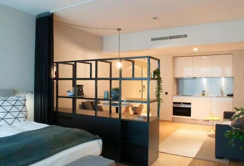 استودیو خانوادگی, Premier Suites Antwerp