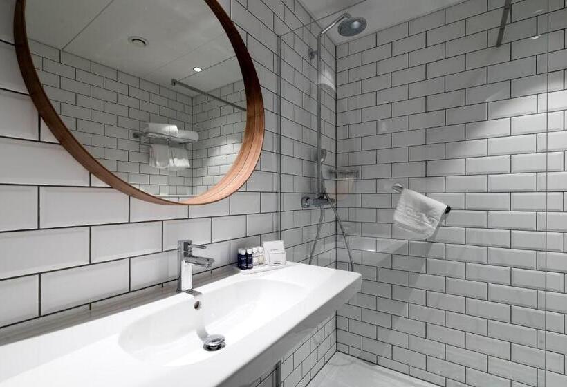 带1个卧室的顶楼公寓, Premier Suites Antwerp