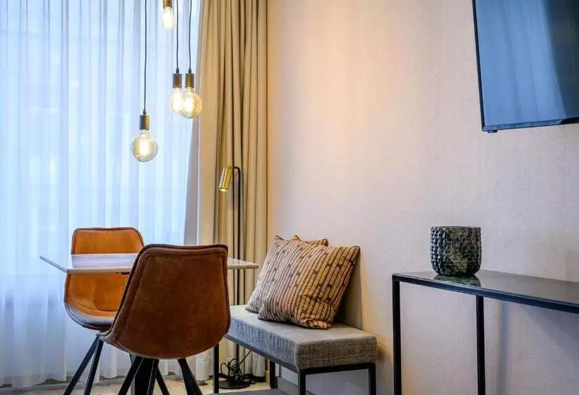 استودیو اجرایی, Premier Suites Antwerp