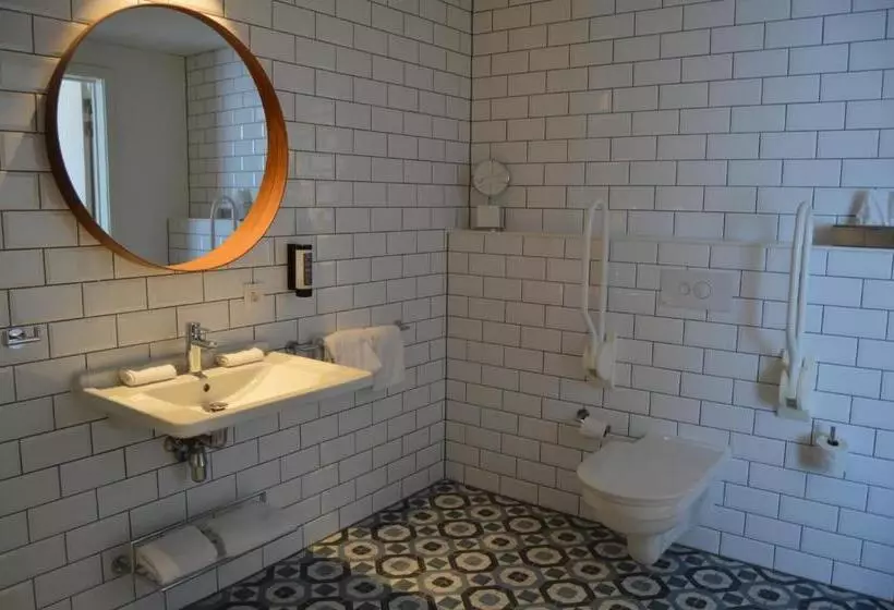 استودیوی استاندارد, Premier Suites Antwerp