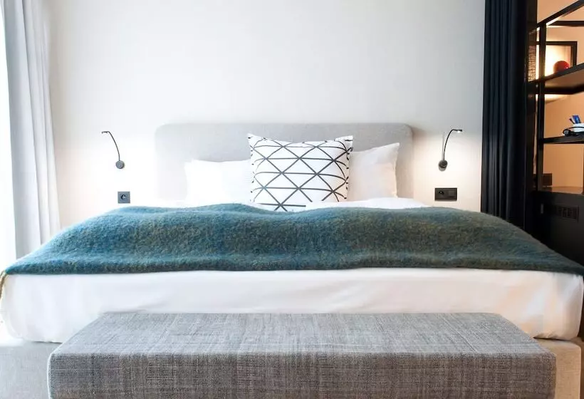 اتاق لوکس, Premier Suites Antwerp
