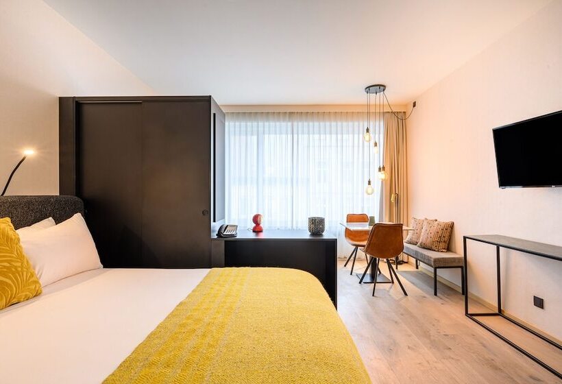 管理人员工作室, Premier Suites Antwerp