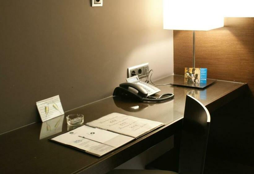 سوئیت جونیور خانوادگی, Alegria President