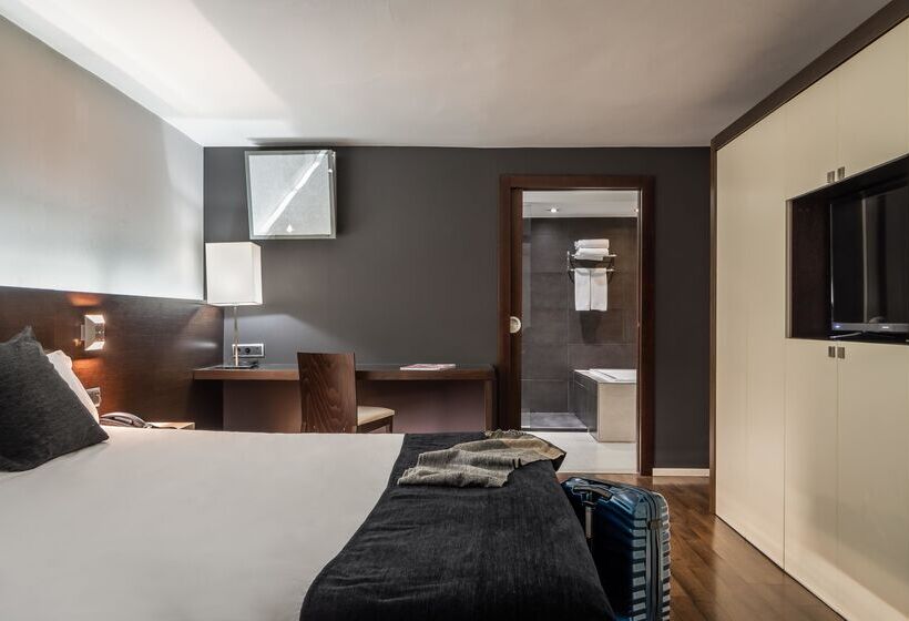 سوئیت جونیور خانوادگی, Alegria President