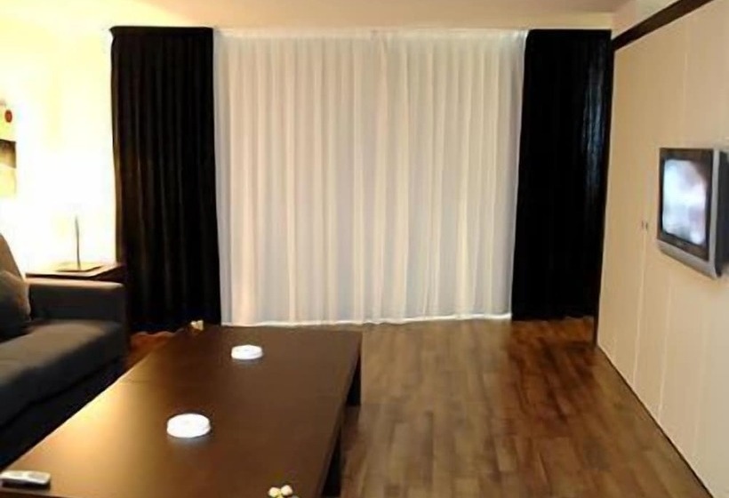 سوییت جونیور, Alegria President