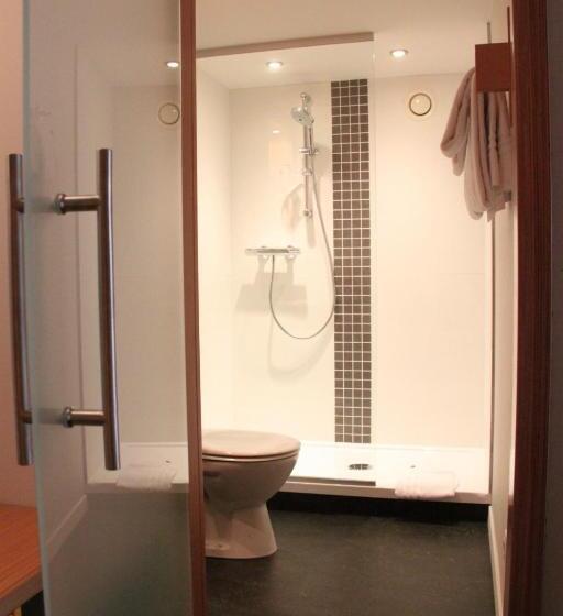 패밀리 룸, Val De Poix