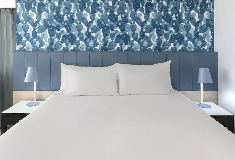 سوئیت کلاب, Vibe Hotel Gold Coast
